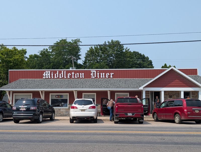 This Amish Buffet In Michigan Has Families Driving Hours Just To Fill Their Plates Hours, Prices, and Parking Before the Drive