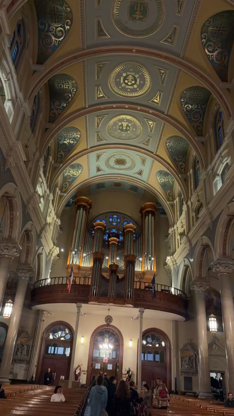Pipe Organ and a Celebrated Choir