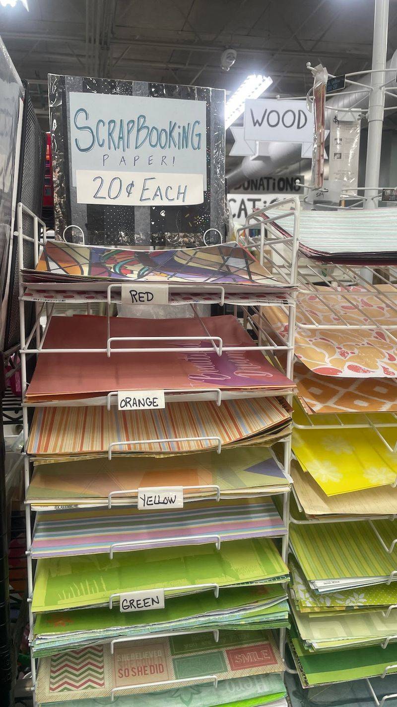 This Michigan Art Store Sells Donated Craft Supplies So Cheap Every Visit Feels Like A Treasure Hunt Paper People Paradise